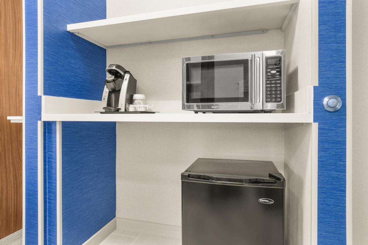 Holiday Inn Express & Suites Tacoma By Ihg Екстер'єр фото