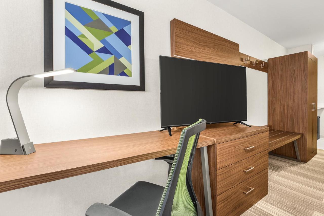 Holiday Inn Express & Suites Tacoma By Ihg Екстер'єр фото