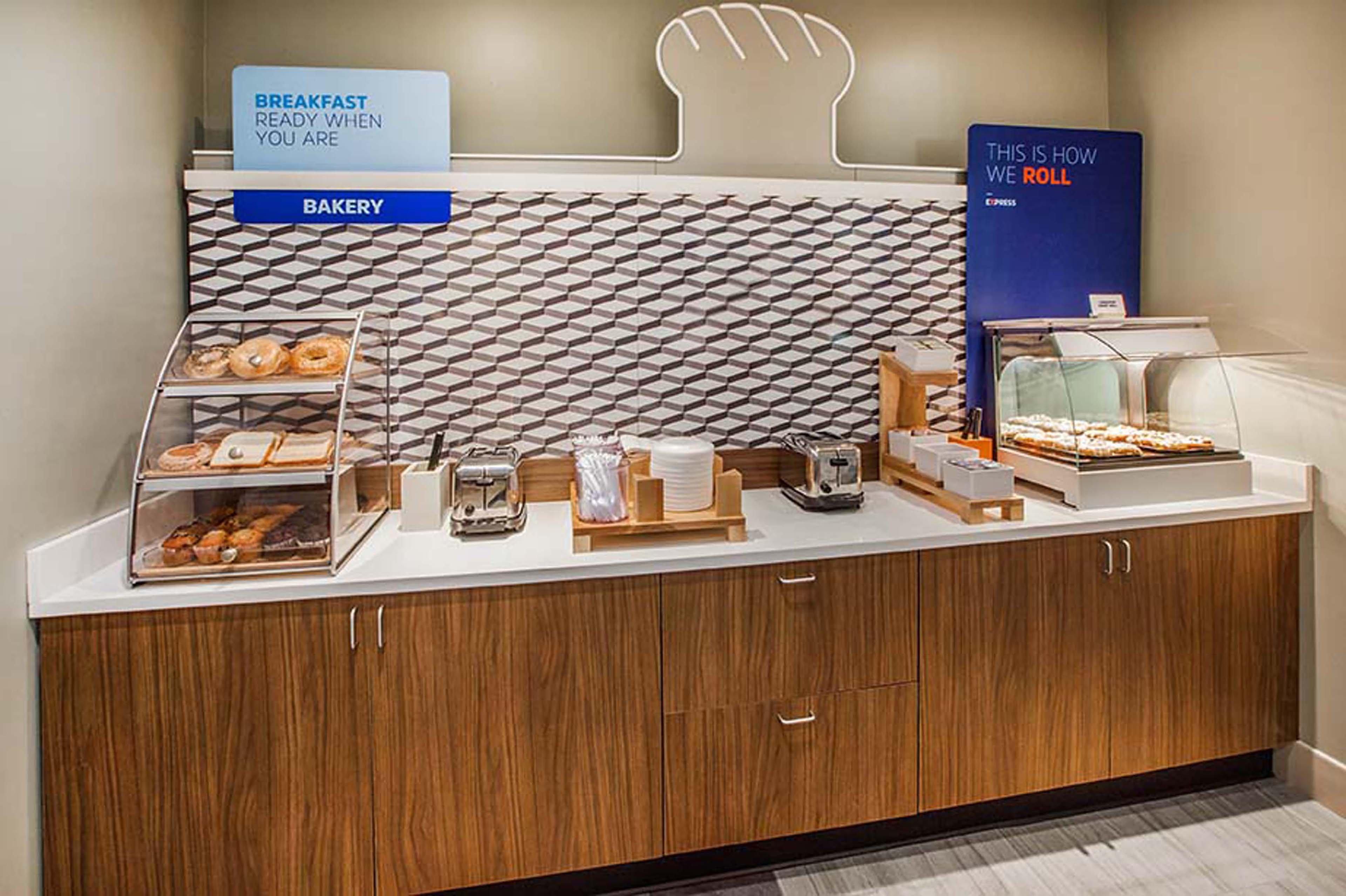 Holiday Inn Express & Suites Tacoma By Ihg Екстер'єр фото